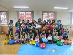説明: 説明: D:\きさく苑HP\nikoniko\img\circle\P1070277.JPG